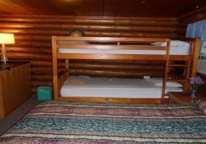 Seven Dwarfs Motel & Cabins Озеро Джордж Экстерьер фото