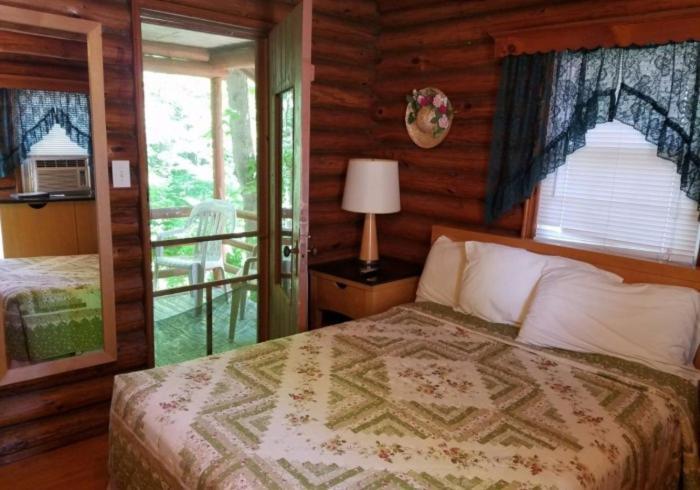 Seven Dwarfs Motel & Cabins Озеро Джордж Экстерьер фото