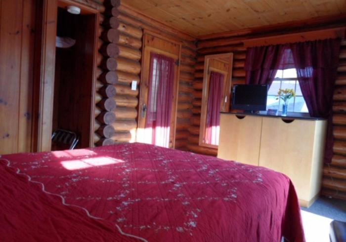 Seven Dwarfs Motel & Cabins Озеро Джордж Экстерьер фото