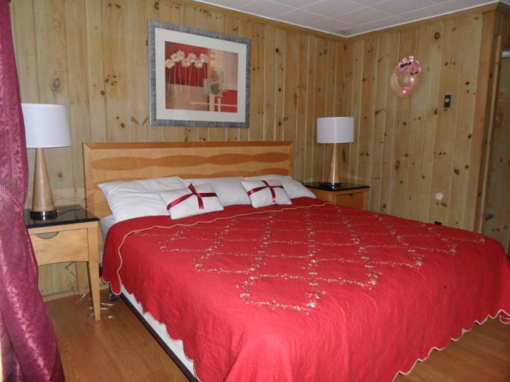 Seven Dwarfs Motel & Cabins Озеро Джордж Экстерьер фото